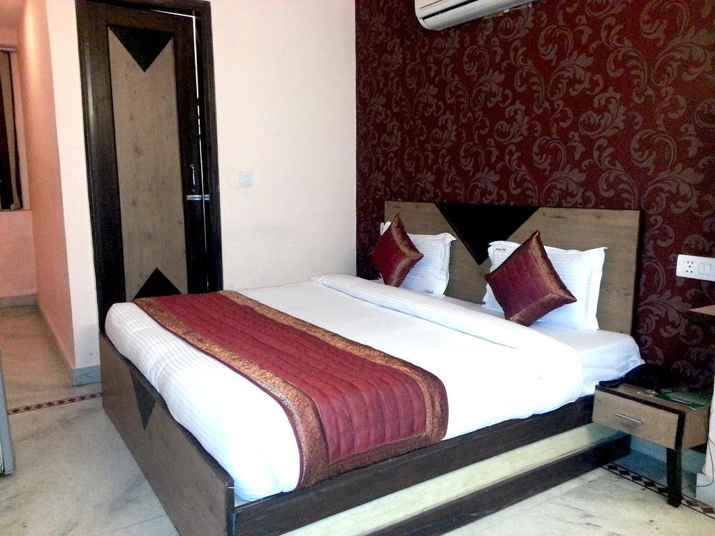 Hotel Ananda Delhi  Dış mekan fotoğraf