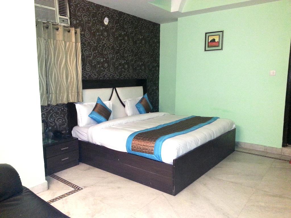 Hotel Ananda Delhi  Oda fotoğraf