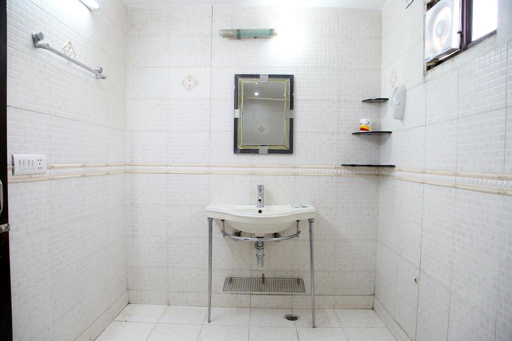 Hotel Ananda Delhi  Oda fotoğraf