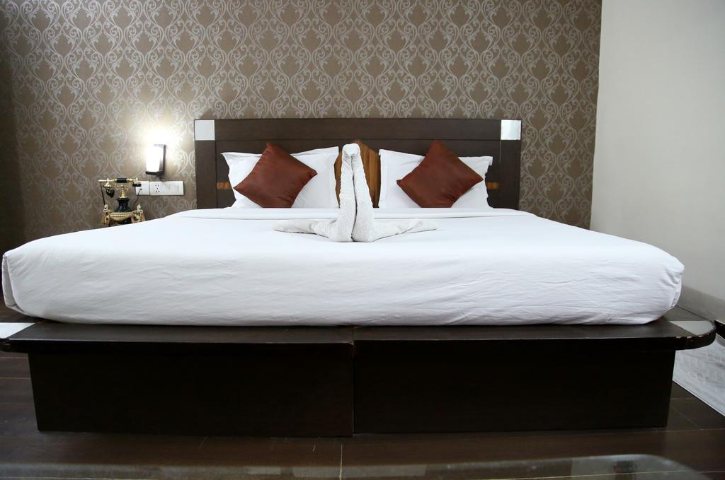 Hotel Ananda Delhi  Oda fotoğraf