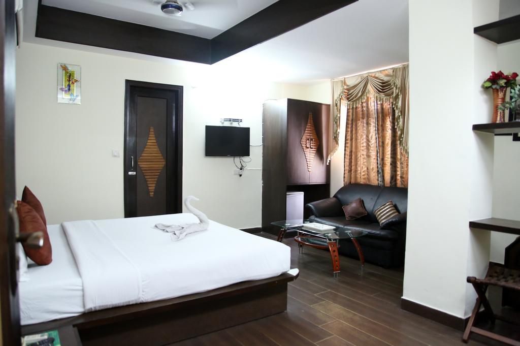 Hotel Ananda Delhi  Oda fotoğraf