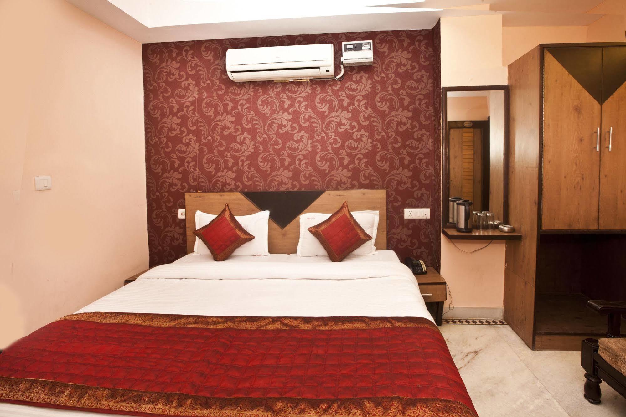 Hotel Ananda Delhi  Dış mekan fotoğraf