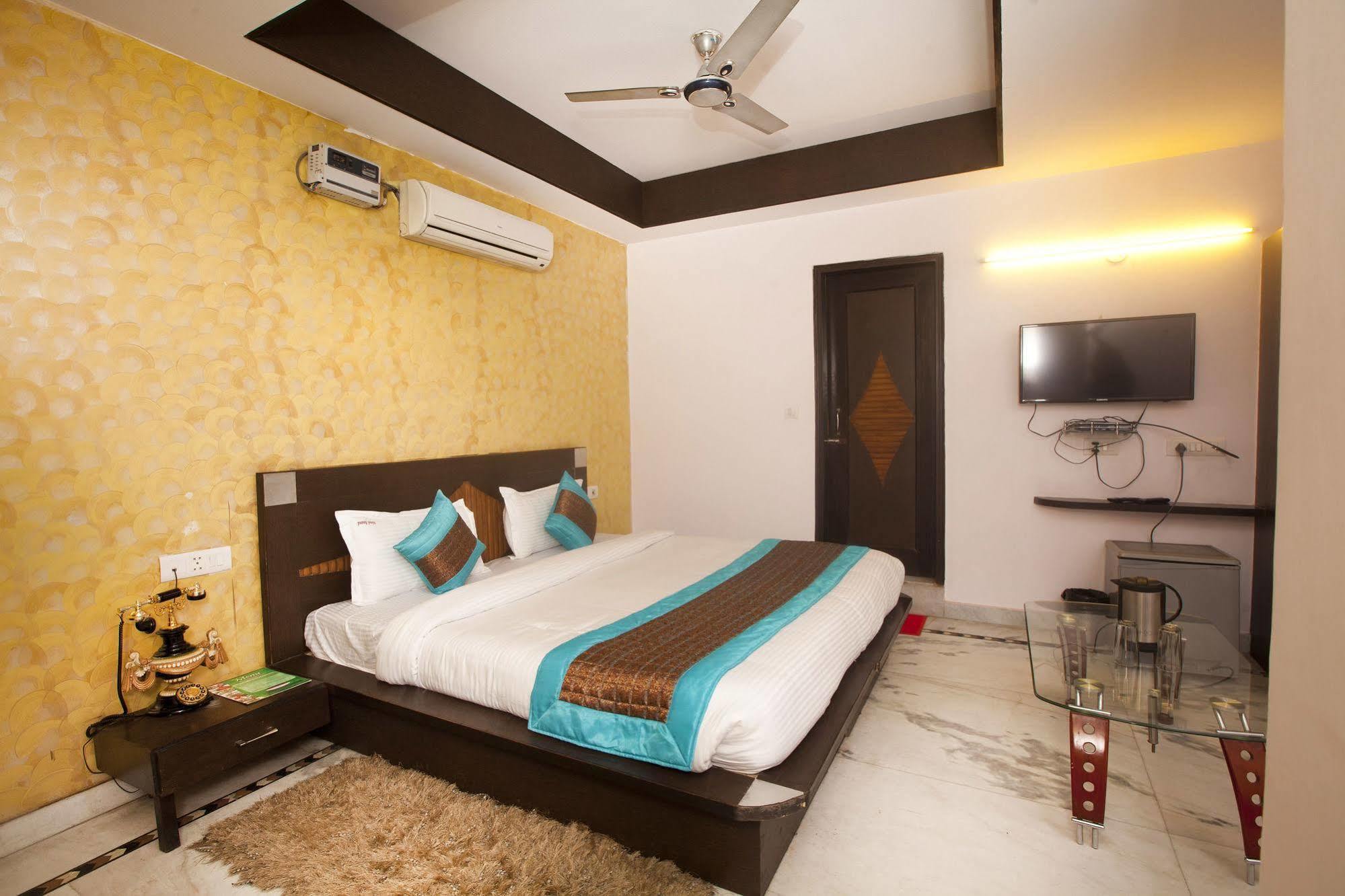 Hotel Ananda Delhi  Dış mekan fotoğraf