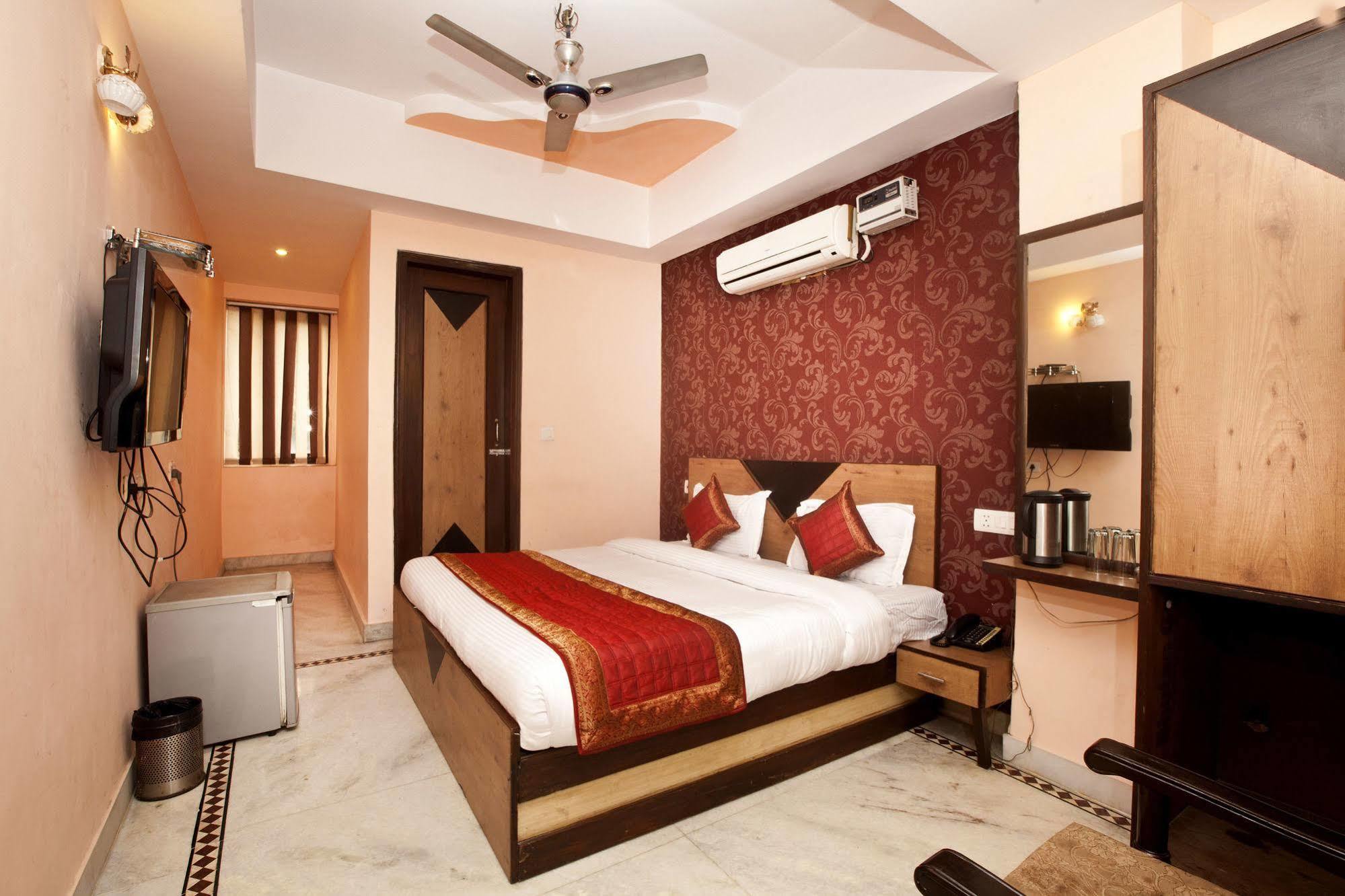 Hotel Ananda Delhi  Dış mekan fotoğraf