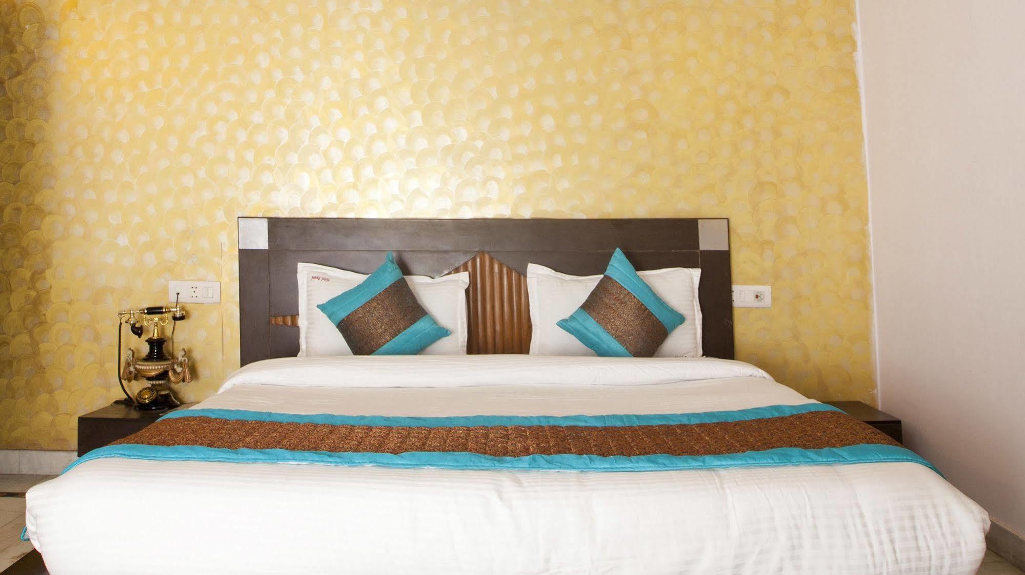 Hotel Ananda Delhi  Dış mekan fotoğraf
